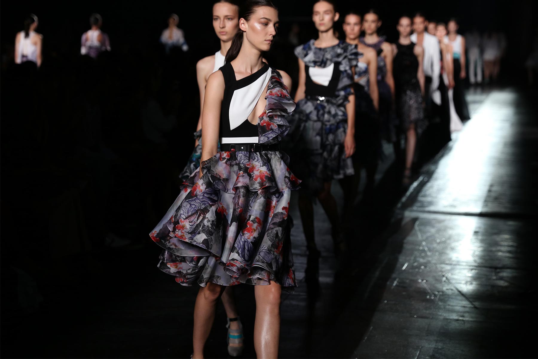 PRABAL GURUNG S/S 2015 New York Fashion Week